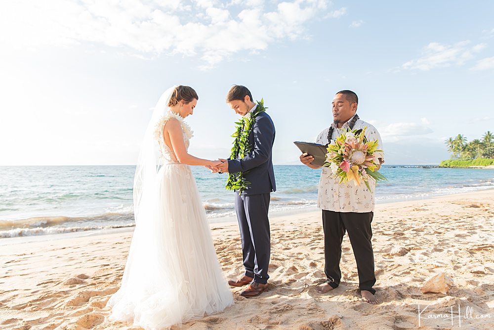 Maui wedding on the beach 
