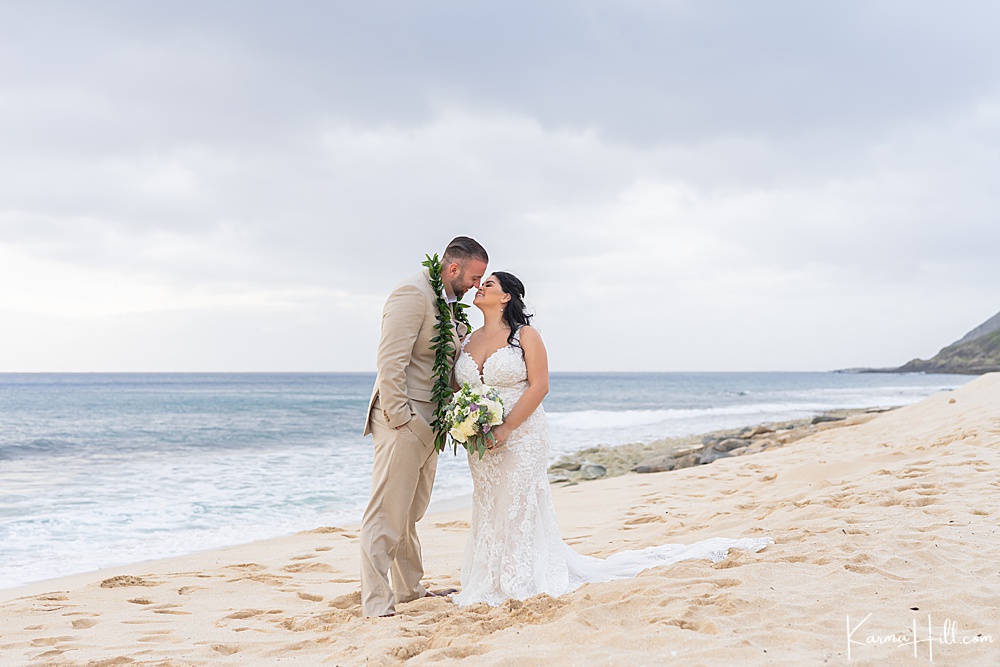 Oahu wedding photographer 
