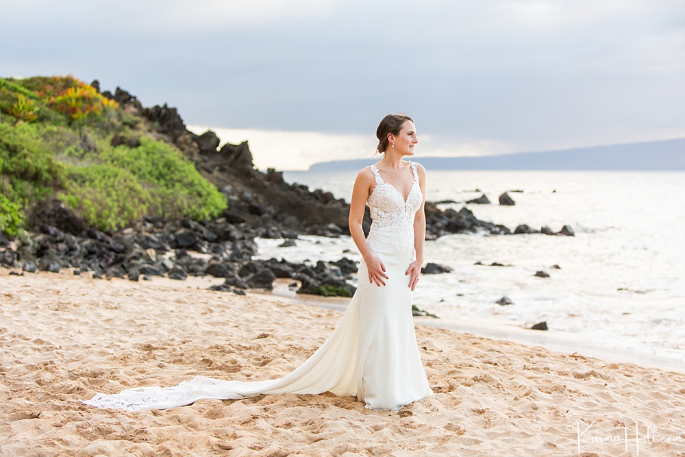 Hawaii wedding photography - Bride