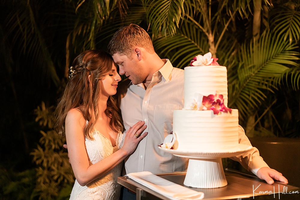 Maui wedding photography - cake - reception 