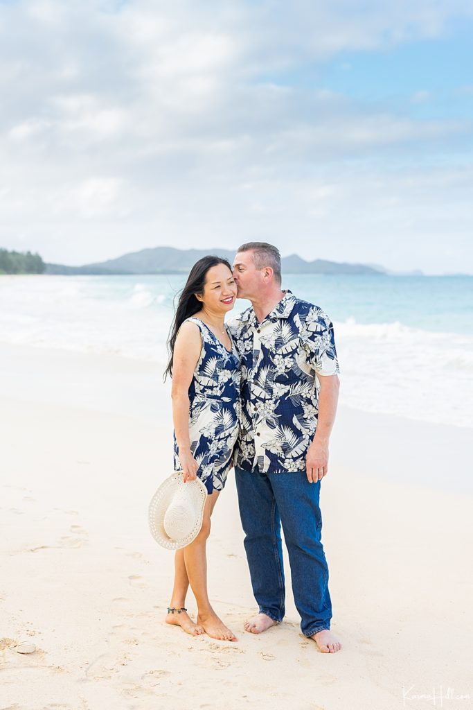 middle aged couple on hawaii beach - best oahu couples photographer 