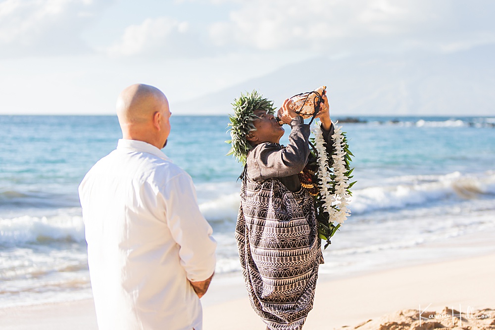 best hawaiian wedding minister 
