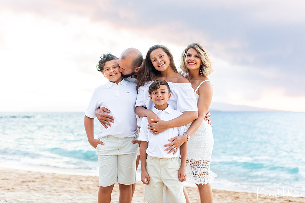 family beach portraits on Maui 