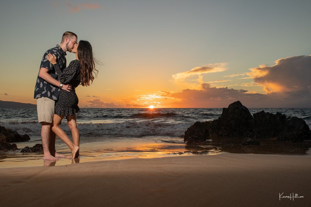Maui wedding proposal at sunset