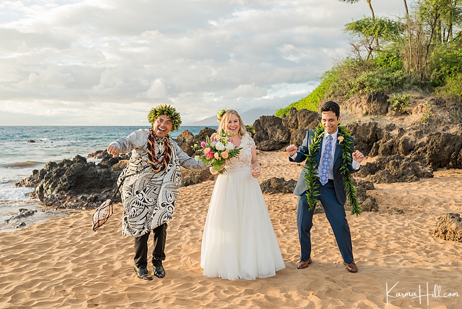 Maui beach wedding photography