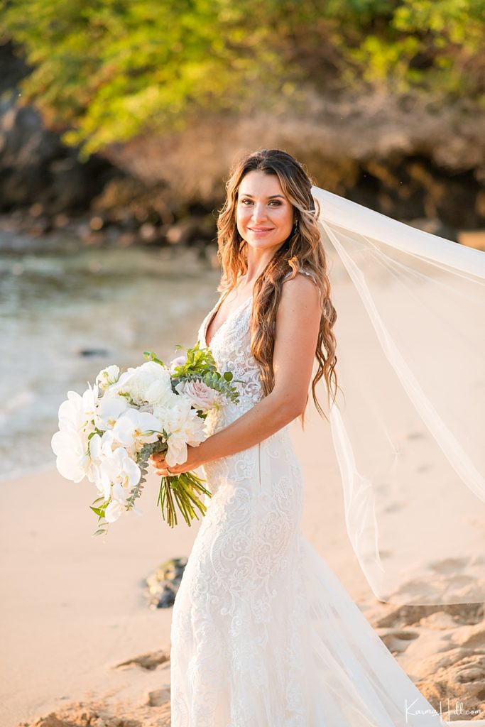 Hawaii venue wedding bride