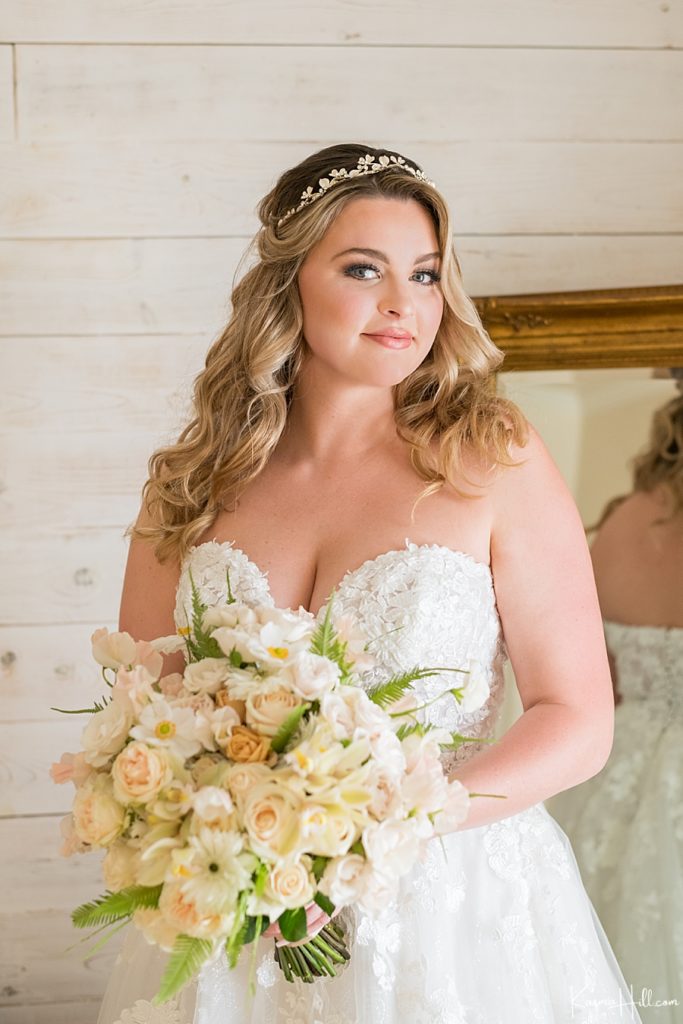bride with strapless gown and bouquet 