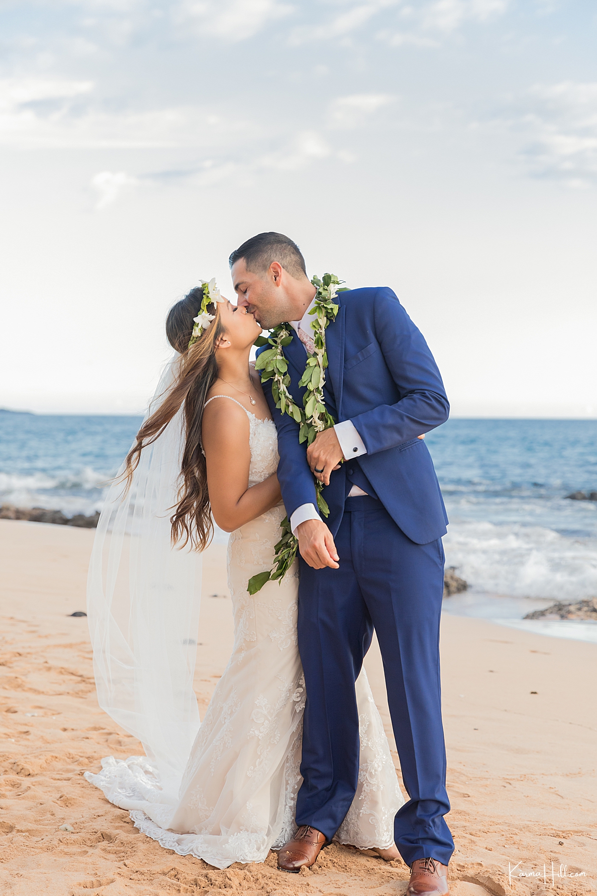 Creative photography for Maui Wedding