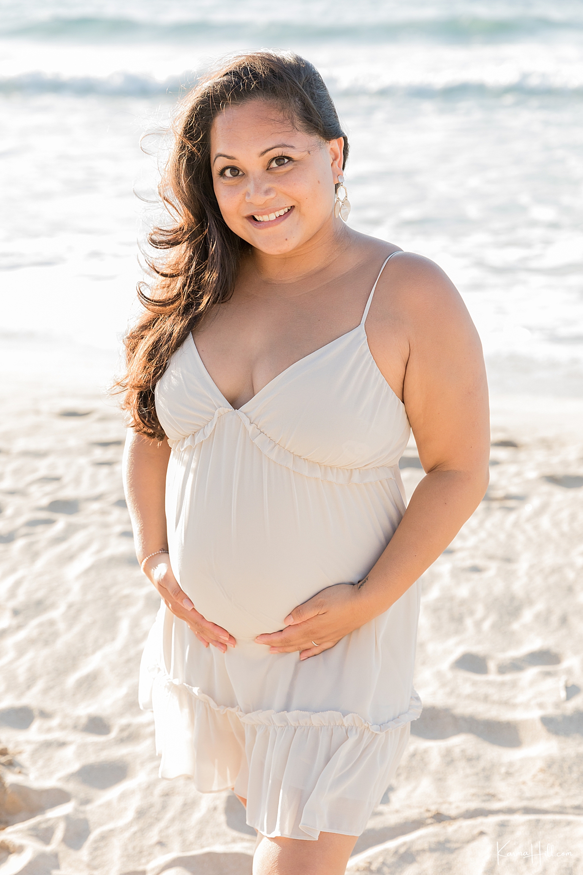 Maui Maternity Photographer at Ironwoods Beach