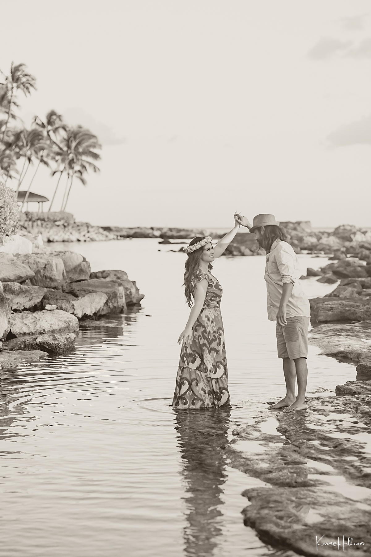 Oahu Couple's Photographer 