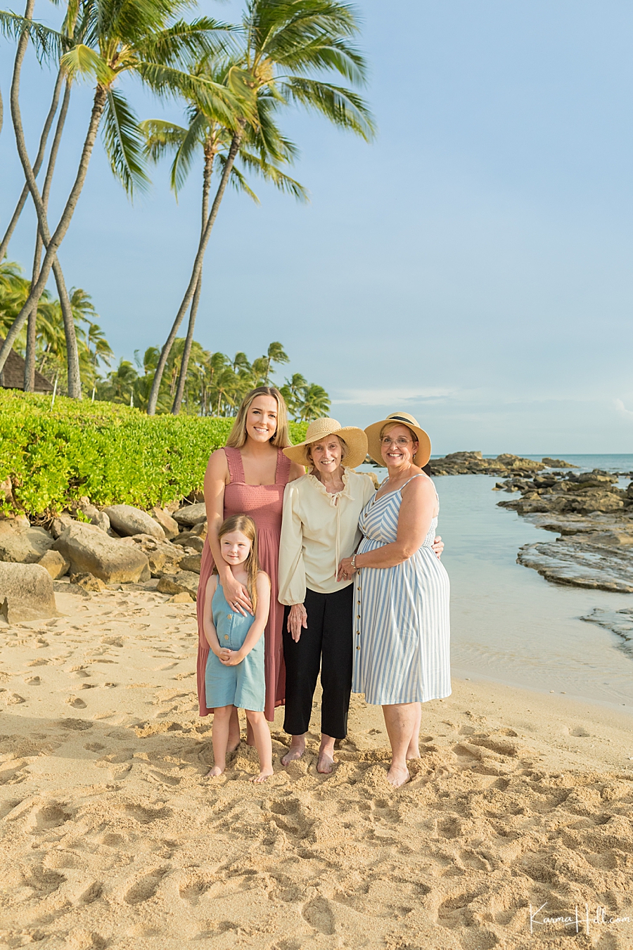 family portraits in Oahu Hawaii
