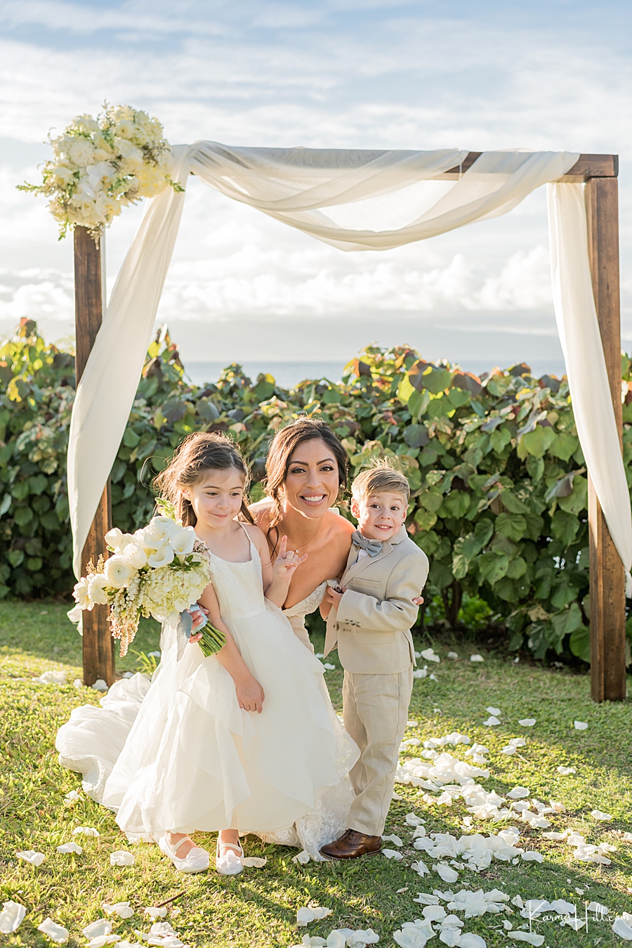 hawaii wedding family photoshoot