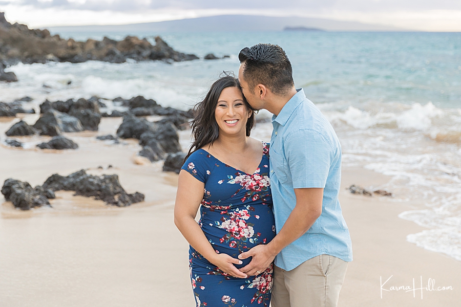 Maui Maternity Portraits
