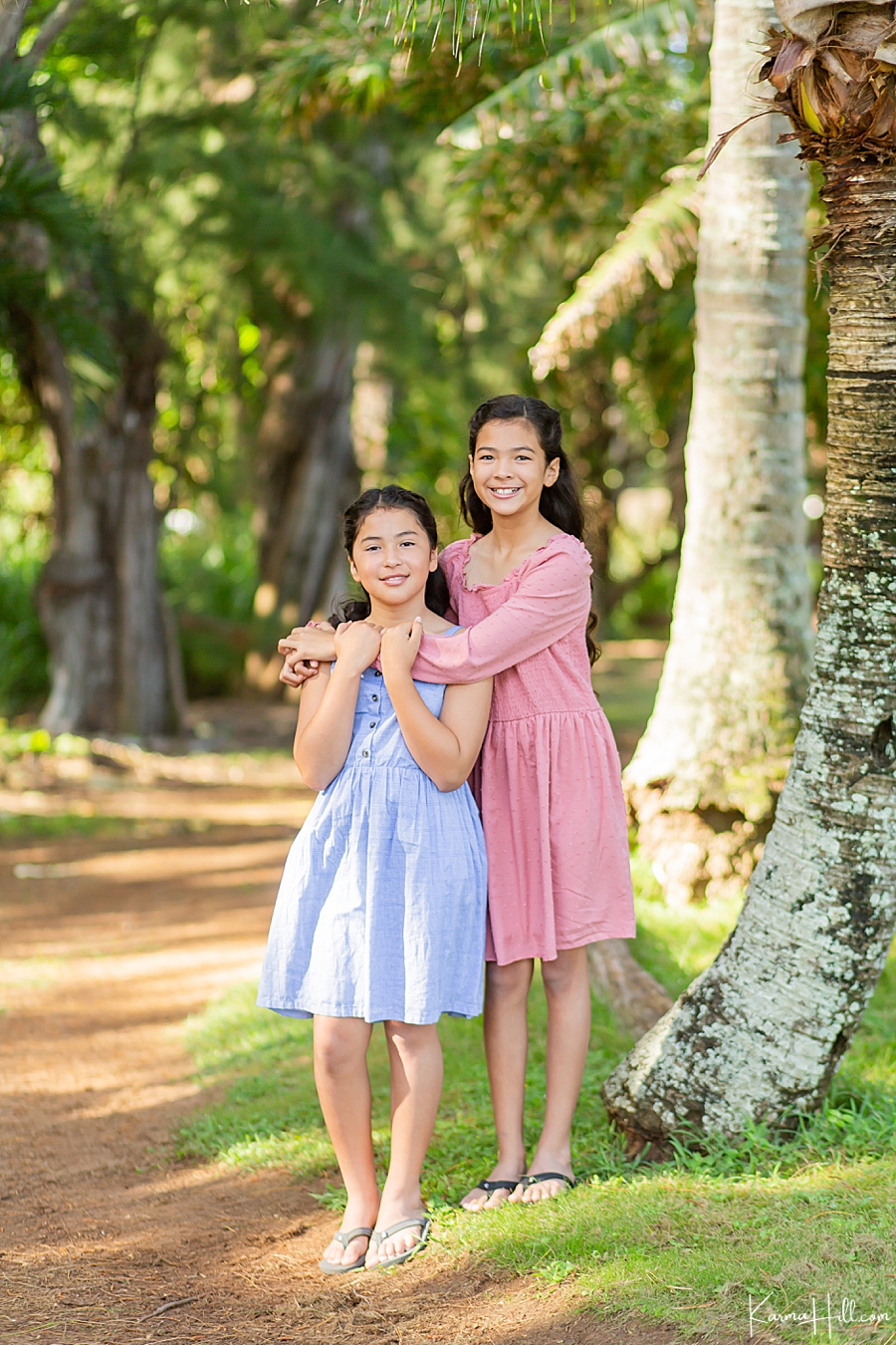 family photographers in Maui, Hawaii
