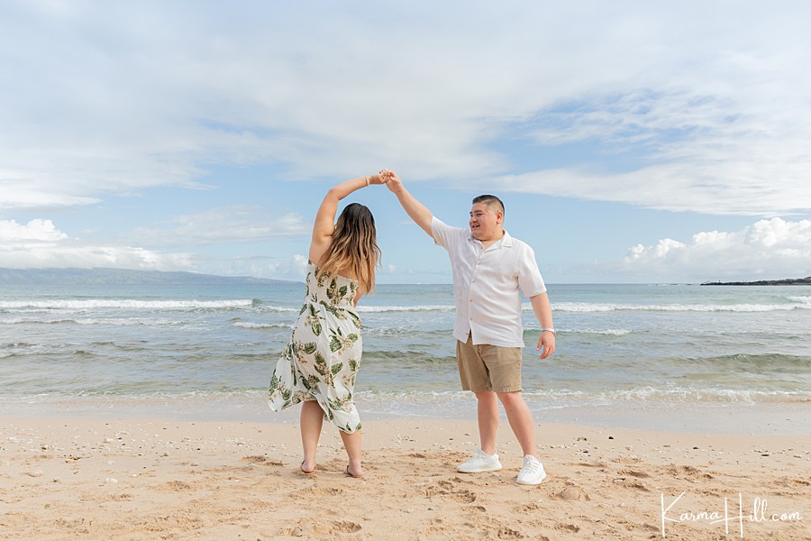 couple engagement pictures