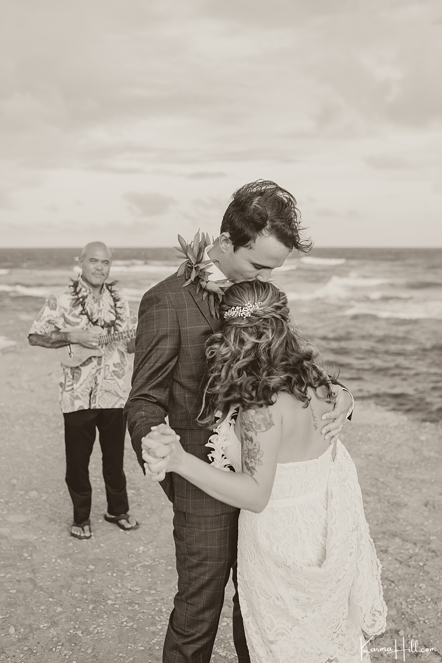 Kauai couples photography
