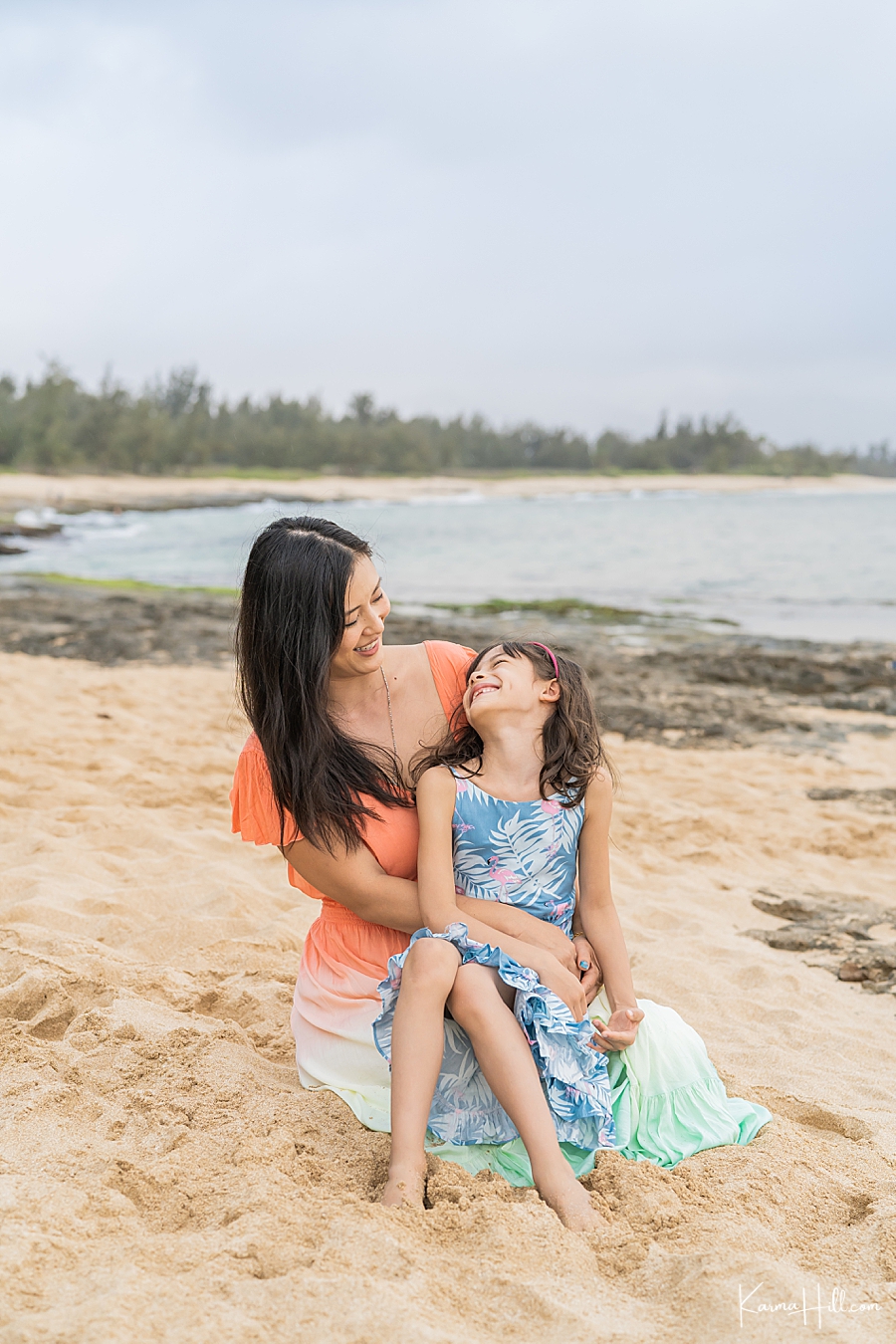best beaches in Oahu for family portraits