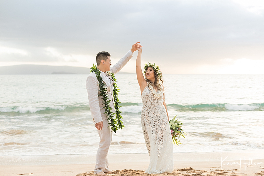 sunset wedding photographers in hawaii