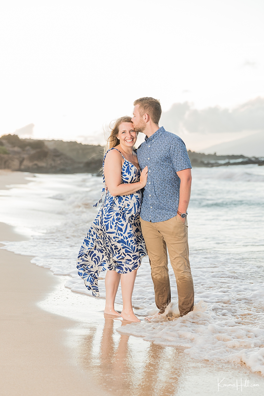 couples photographer in maui