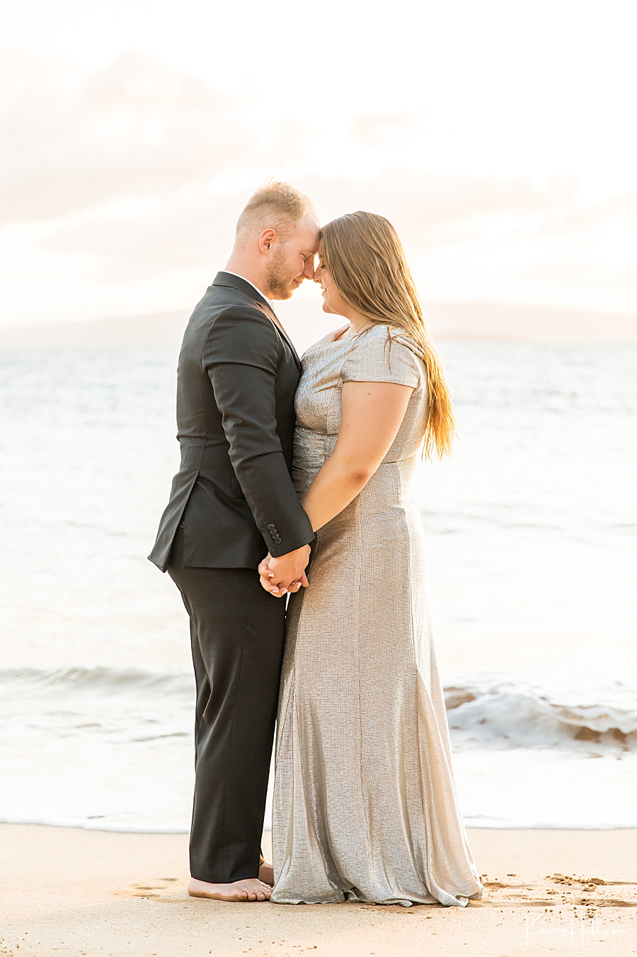 sunset couples portraits in Maui 
