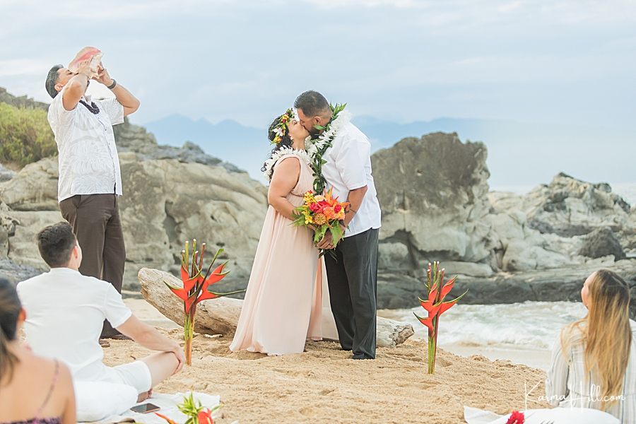 bride and groom vow renewal kiss photography