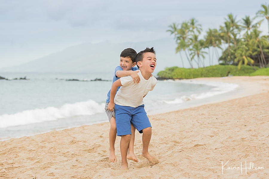 child friendly beaches in maui for family portraits