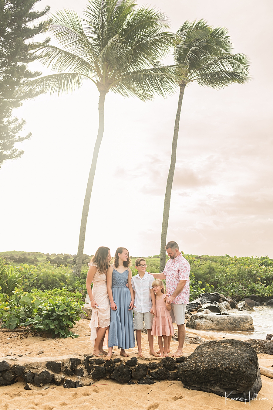 family portraits in kauai, hawaii