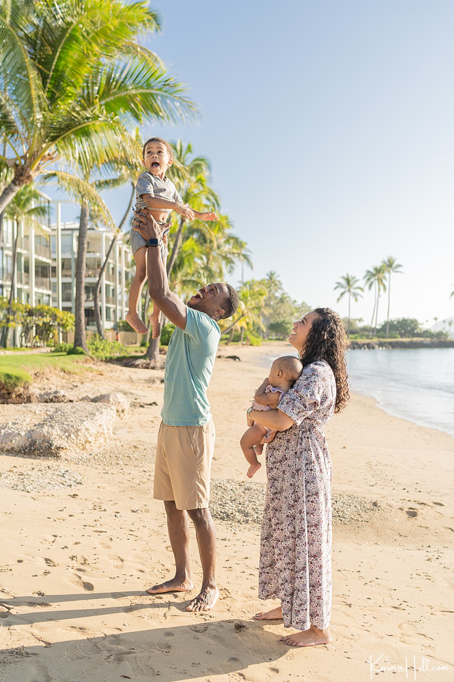 family portraits in Oahu Hawaii