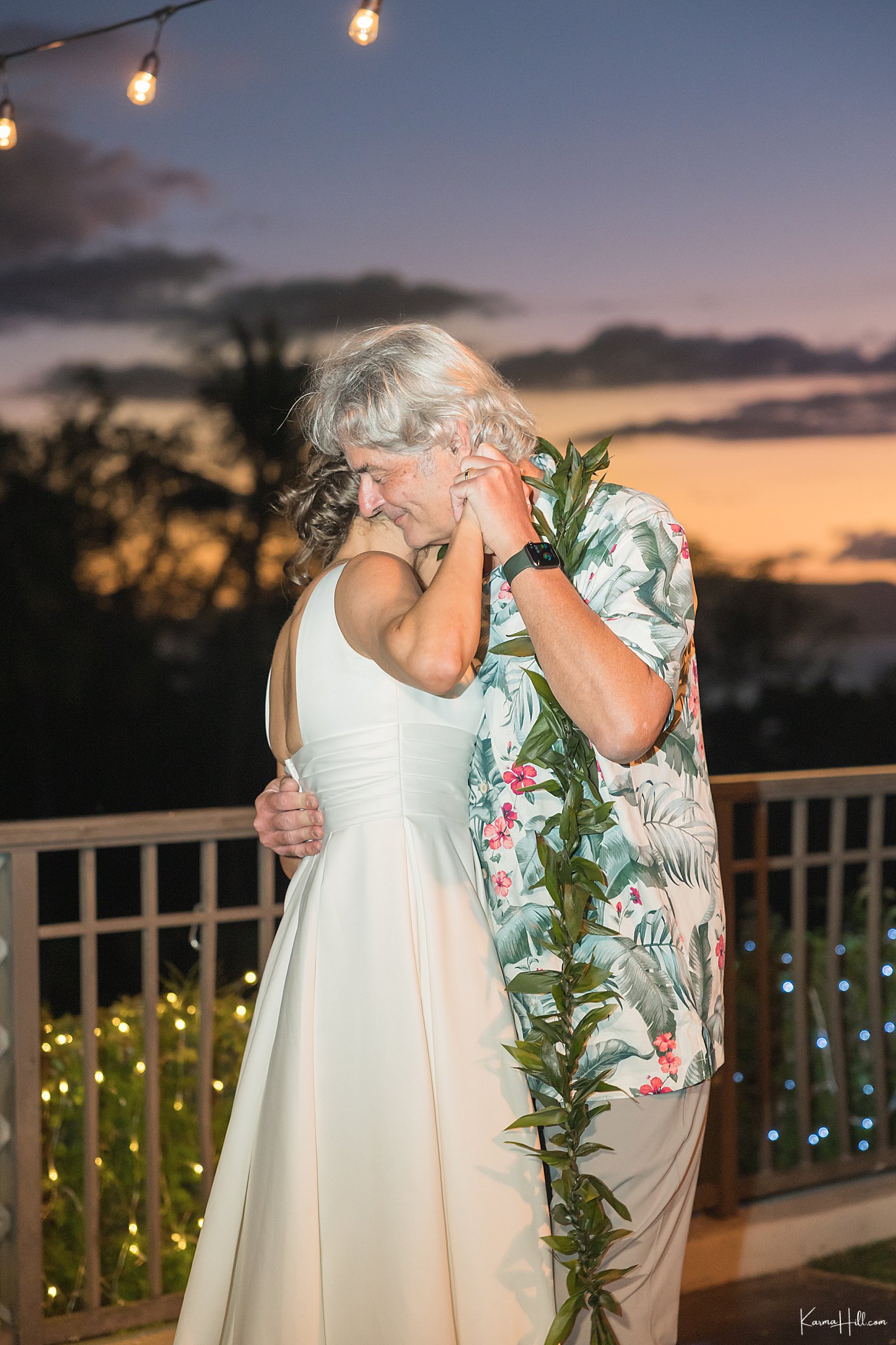 father daughter dance at maui wedding