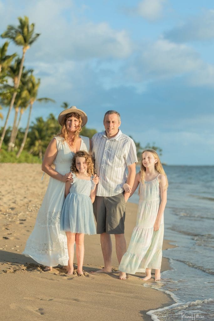 A Remarkable Anniversary - Okane-Roney's Maui Family Portraits