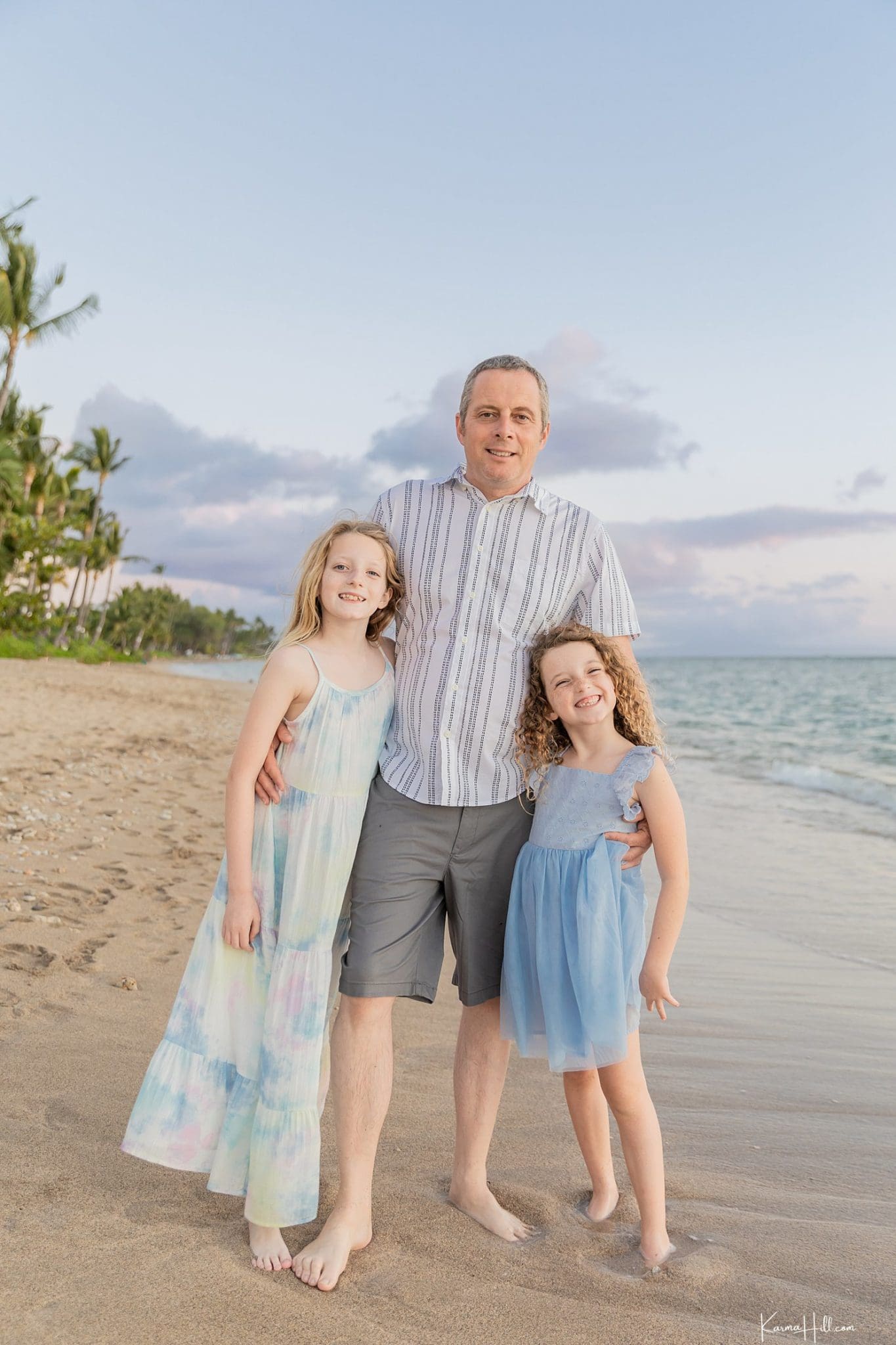 A Remarkable Anniversary - Okane-Roney's Maui Family Portraits