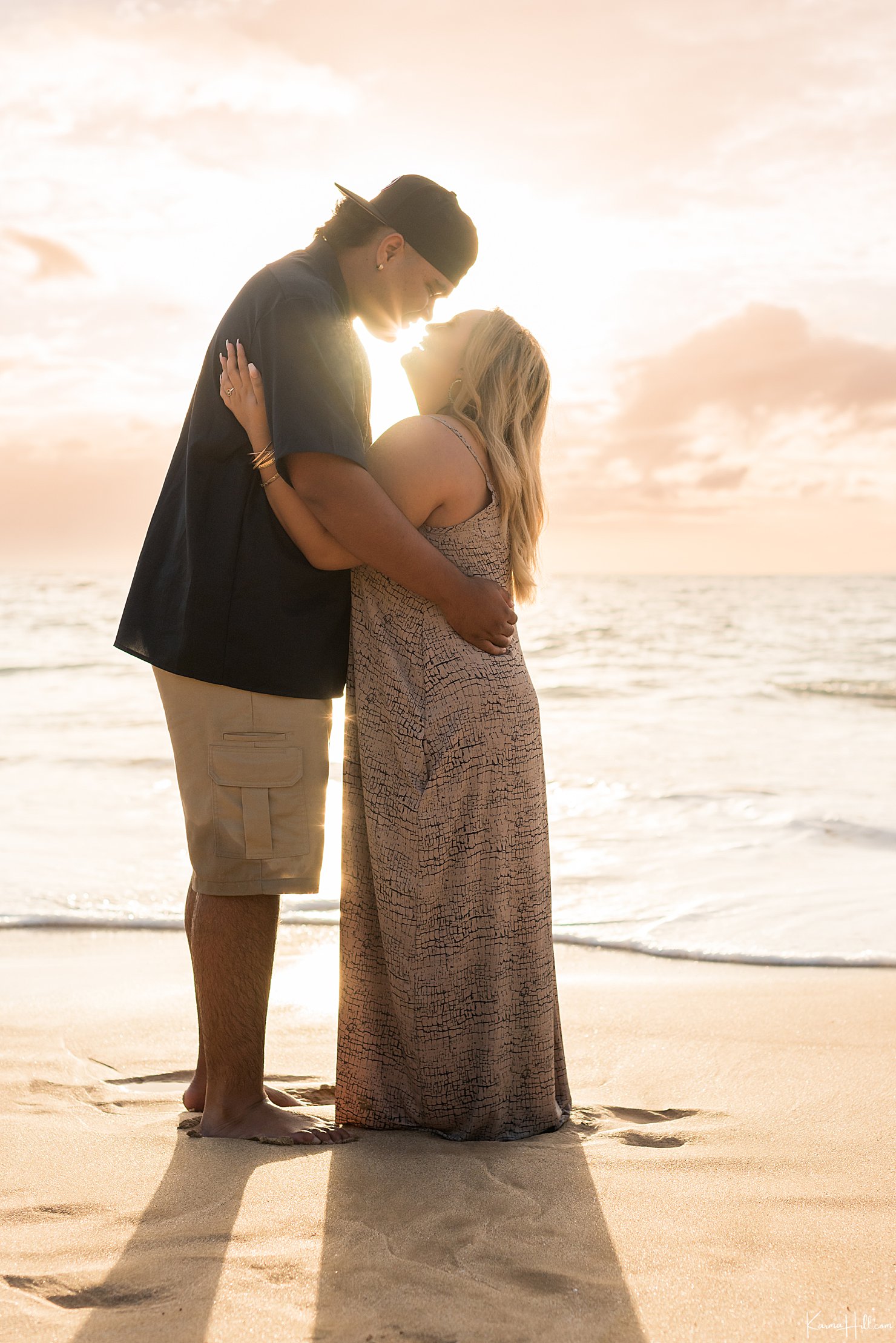 sunset beach Maui couples photographer