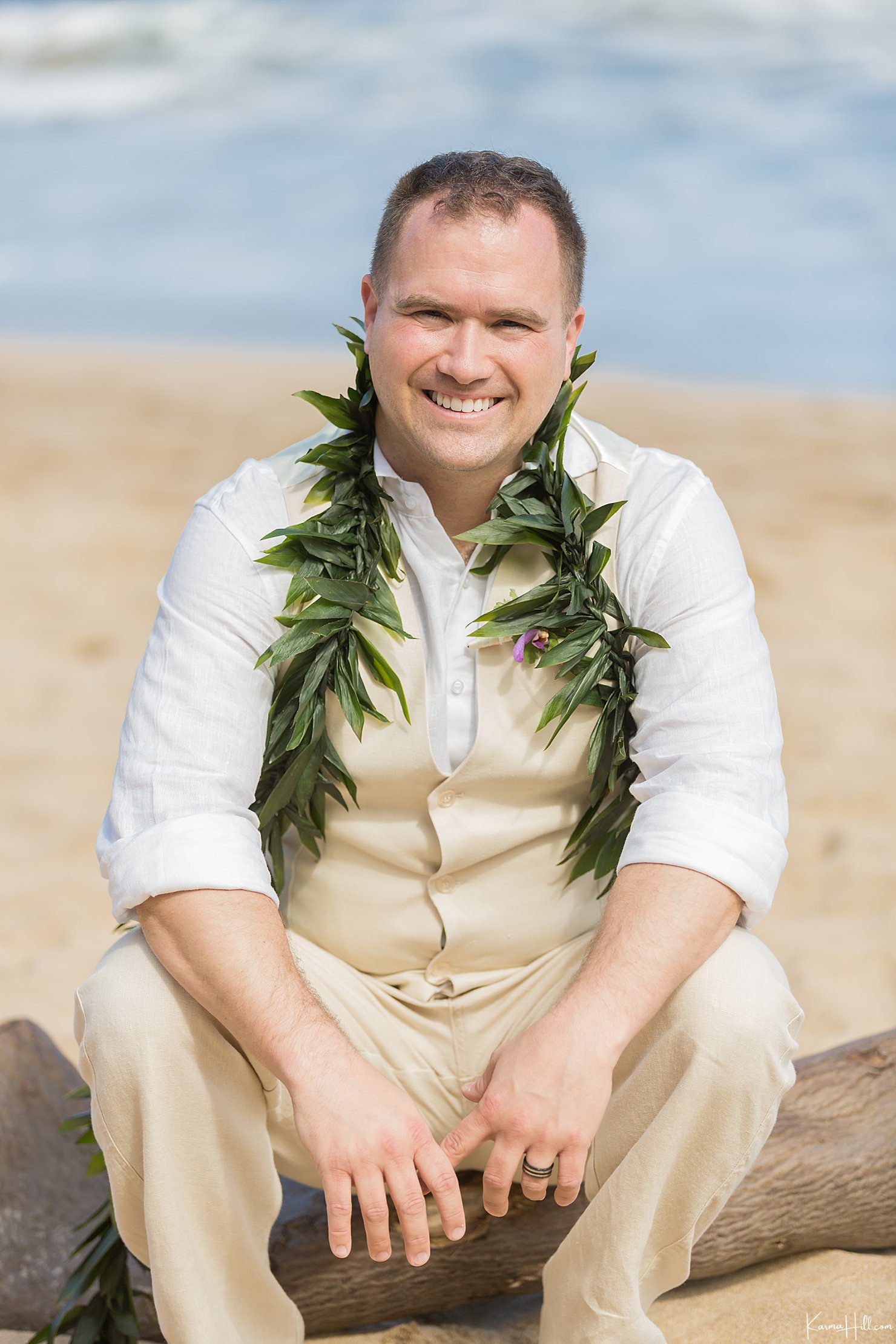 best groom looks for maui beach wedding