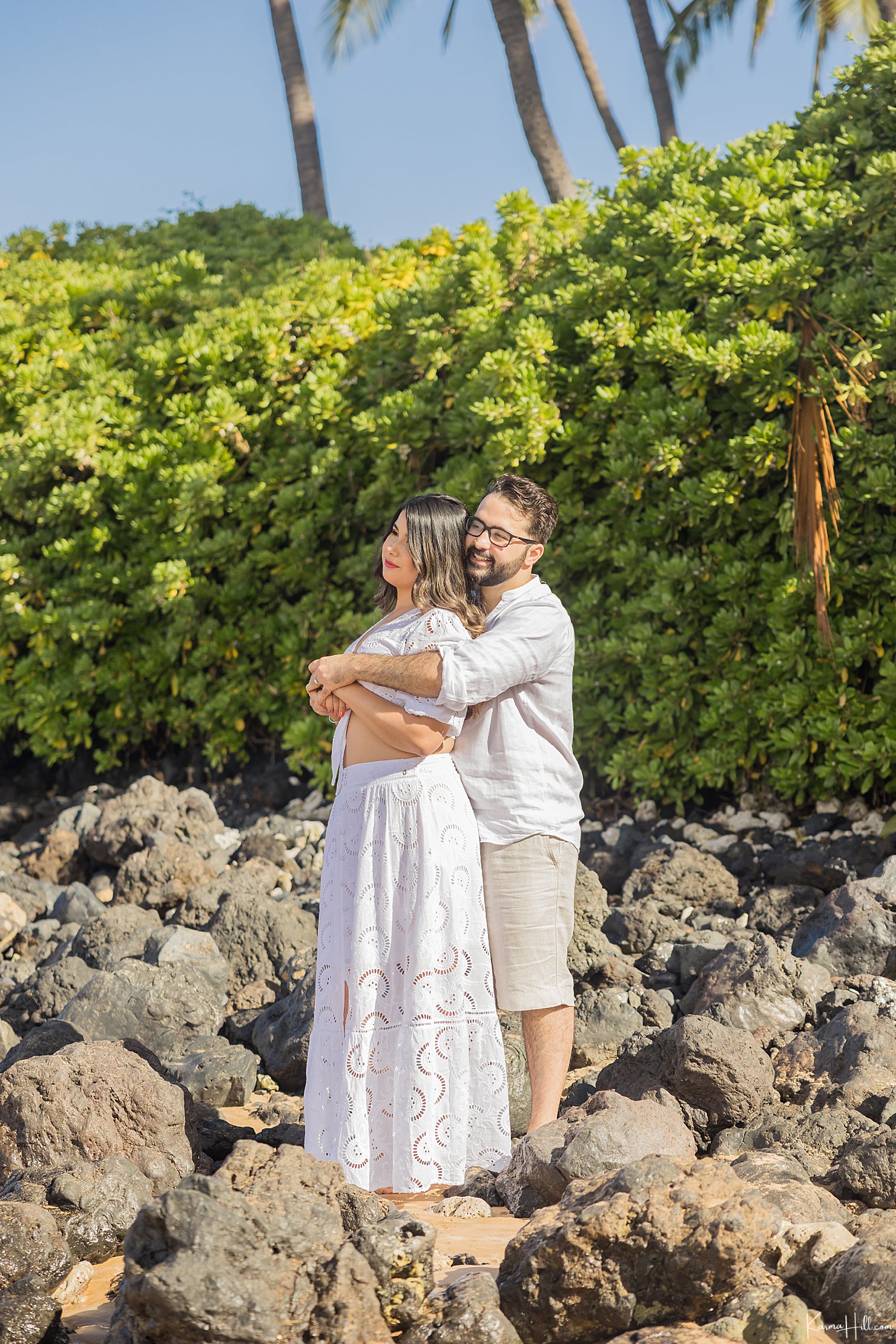 Honeymoon portraits in Maui, Hawaii