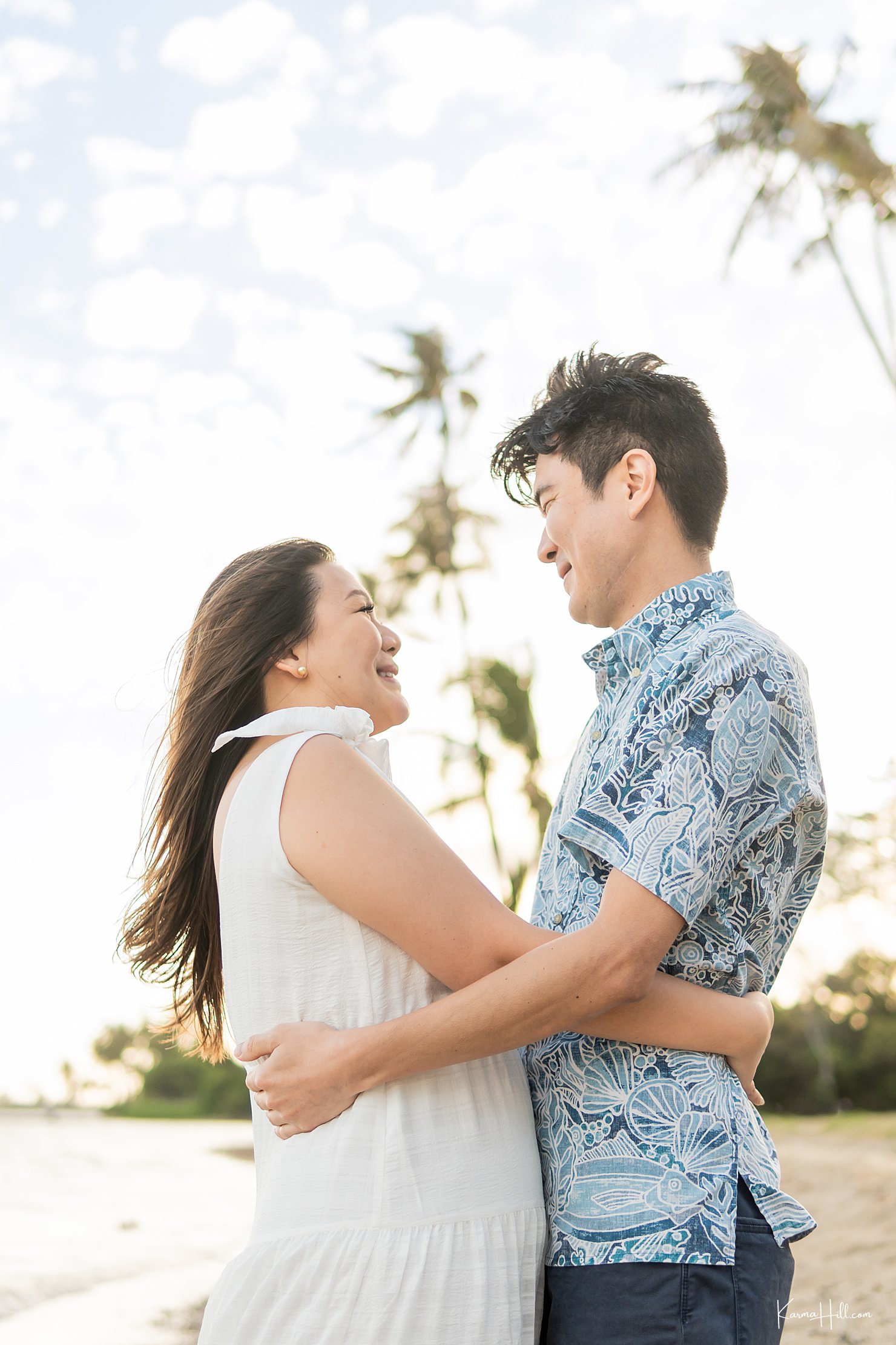 Oahu couples photographers