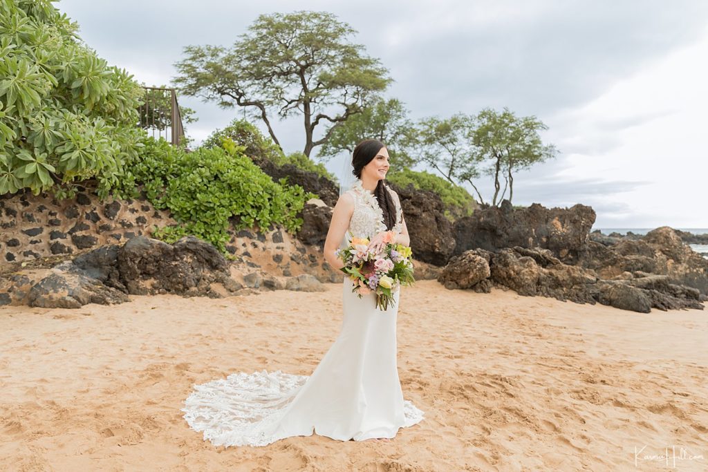 best bridal looks for hawaii beach wedding
