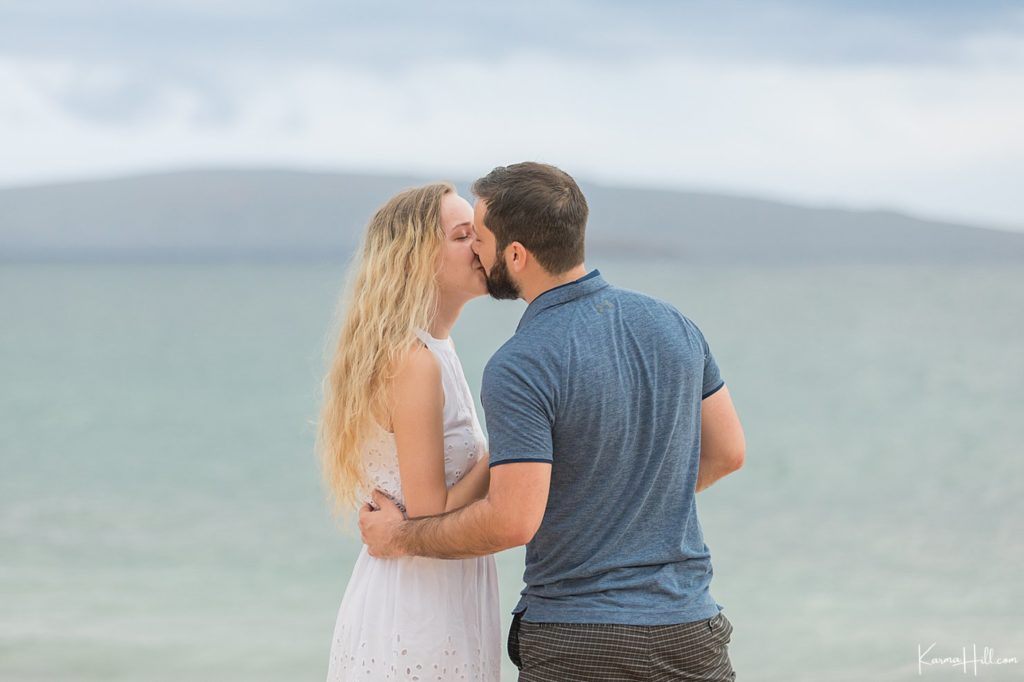 surprise proposal photographers in maui
