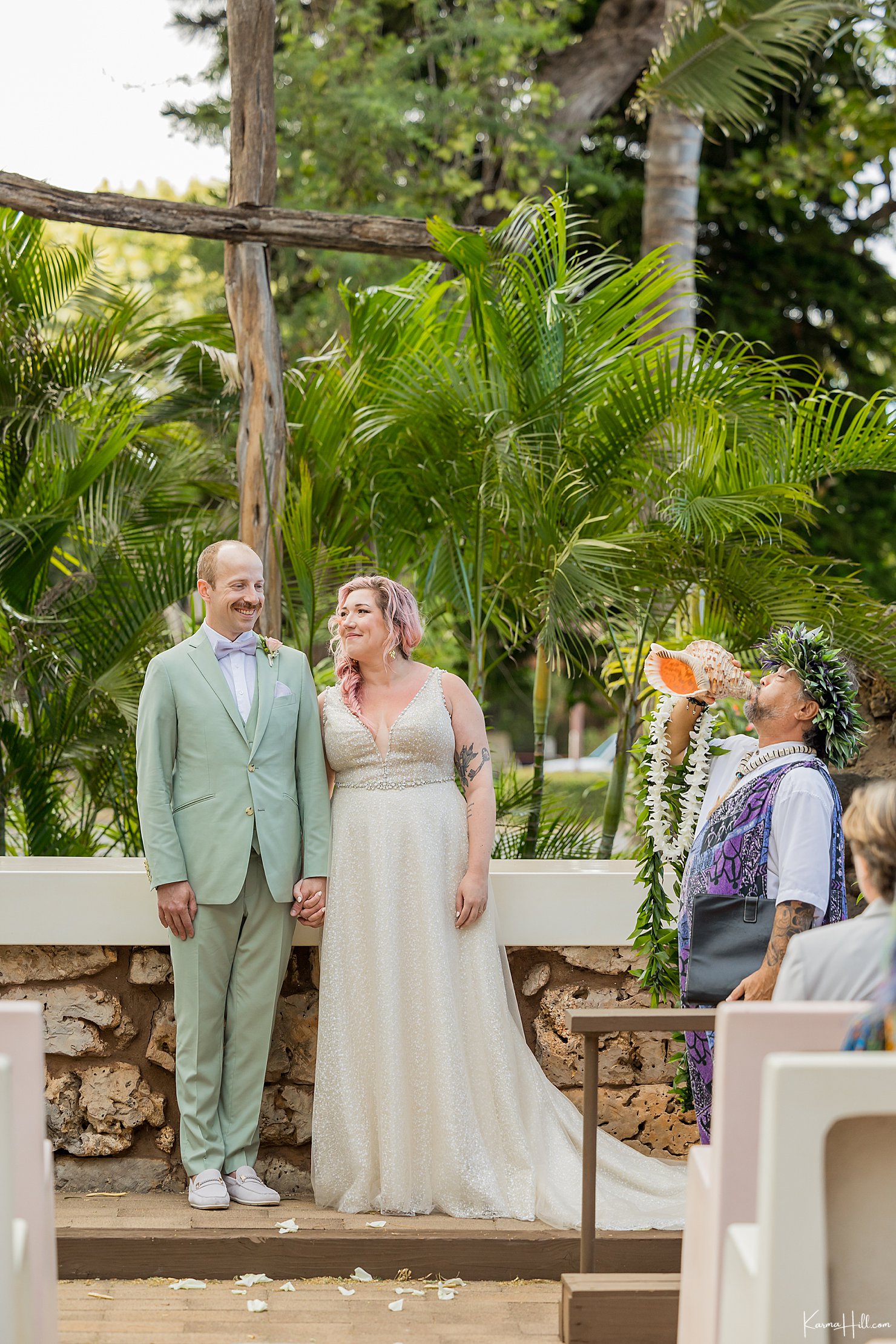 rustic hawaiian ruins maui wedding