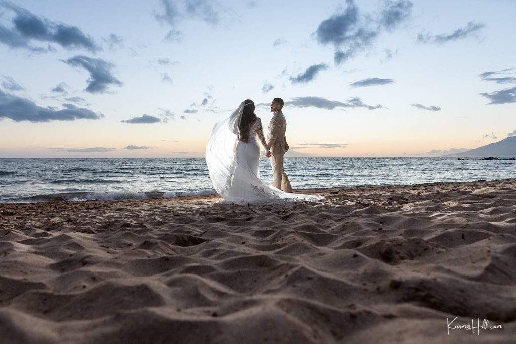 bride and groom sunset photography