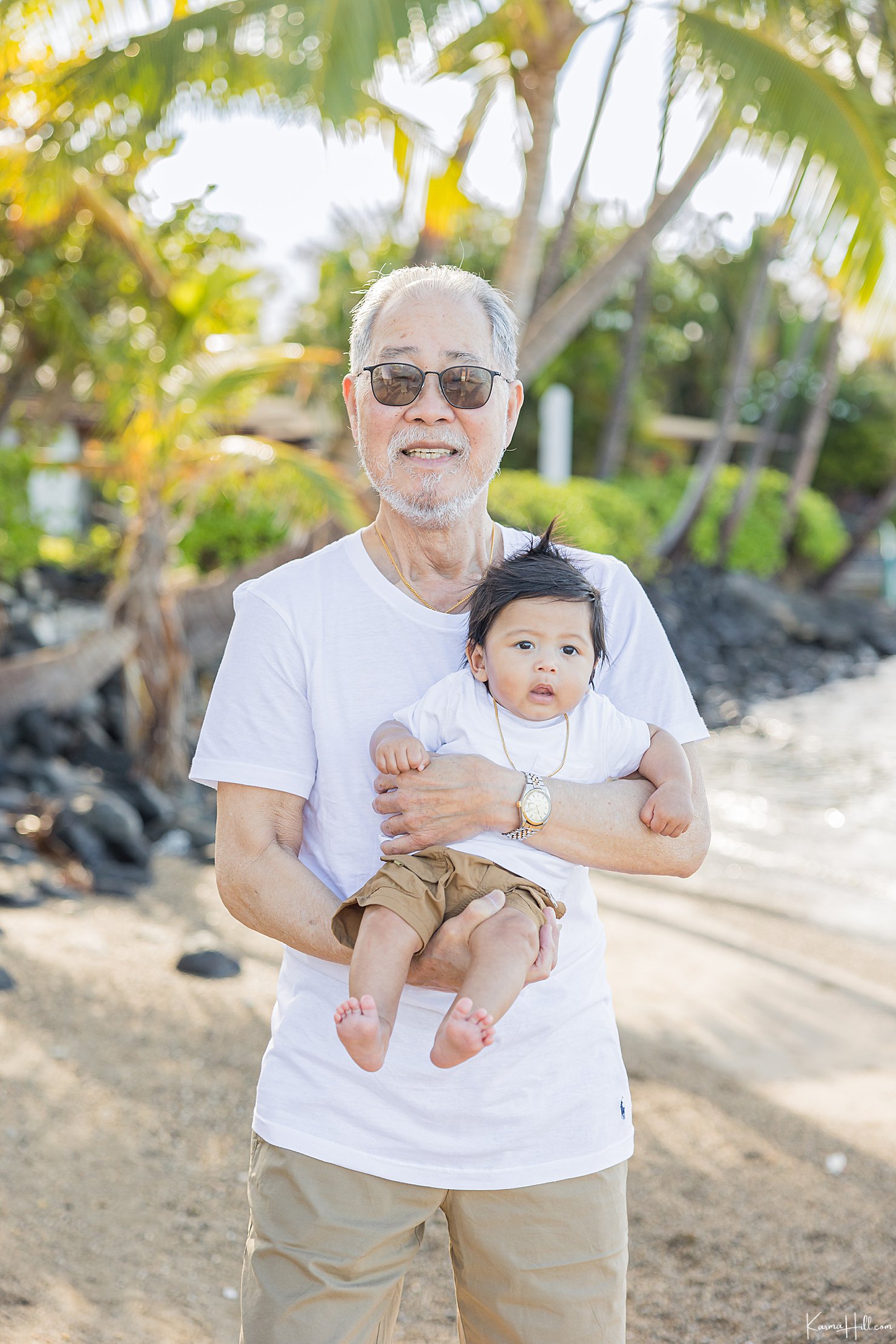 Portraits in Maui with grandpa