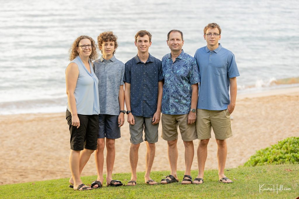 Maui family photography off the beach