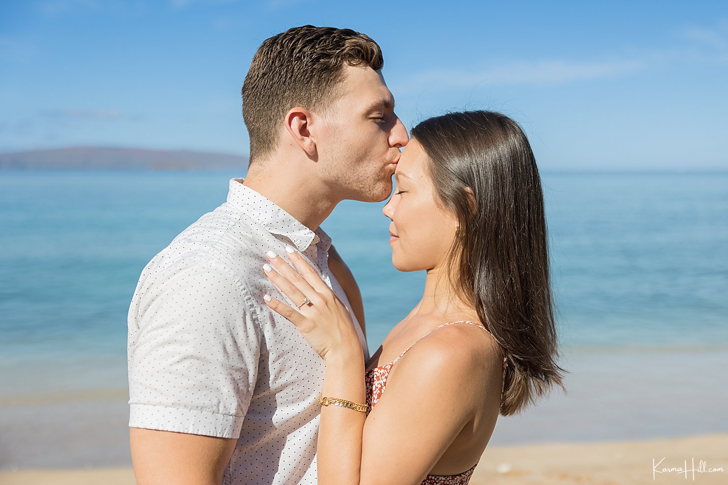 romantic Maui proposal photographer