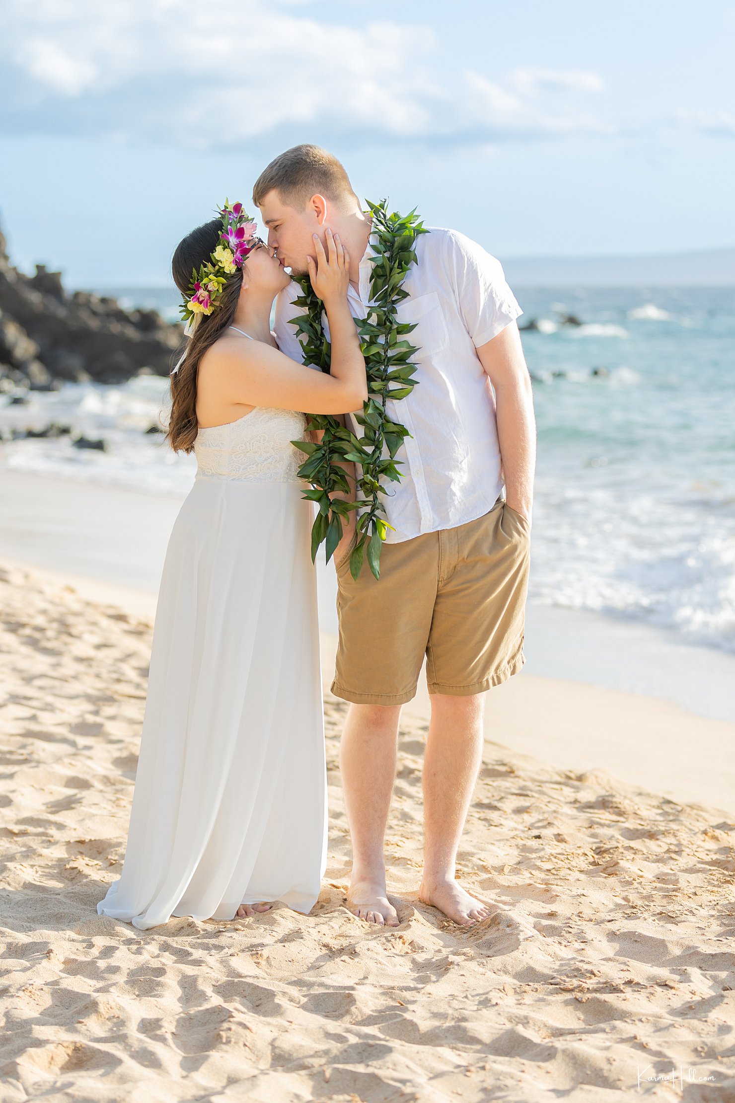 Maui Honeymoon Photographer on the Beach