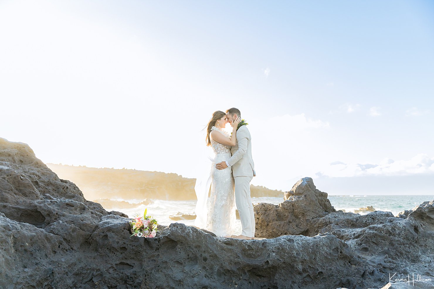 newlyweds on cliffs