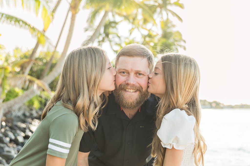 dad and daughters 