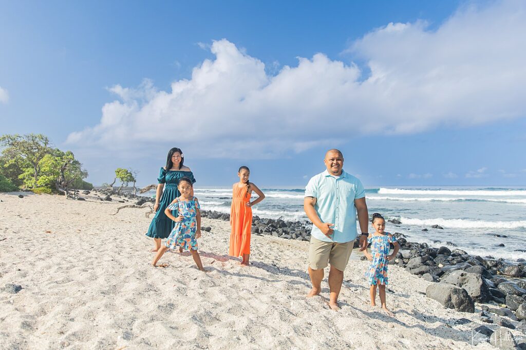 family portrait in hawaii