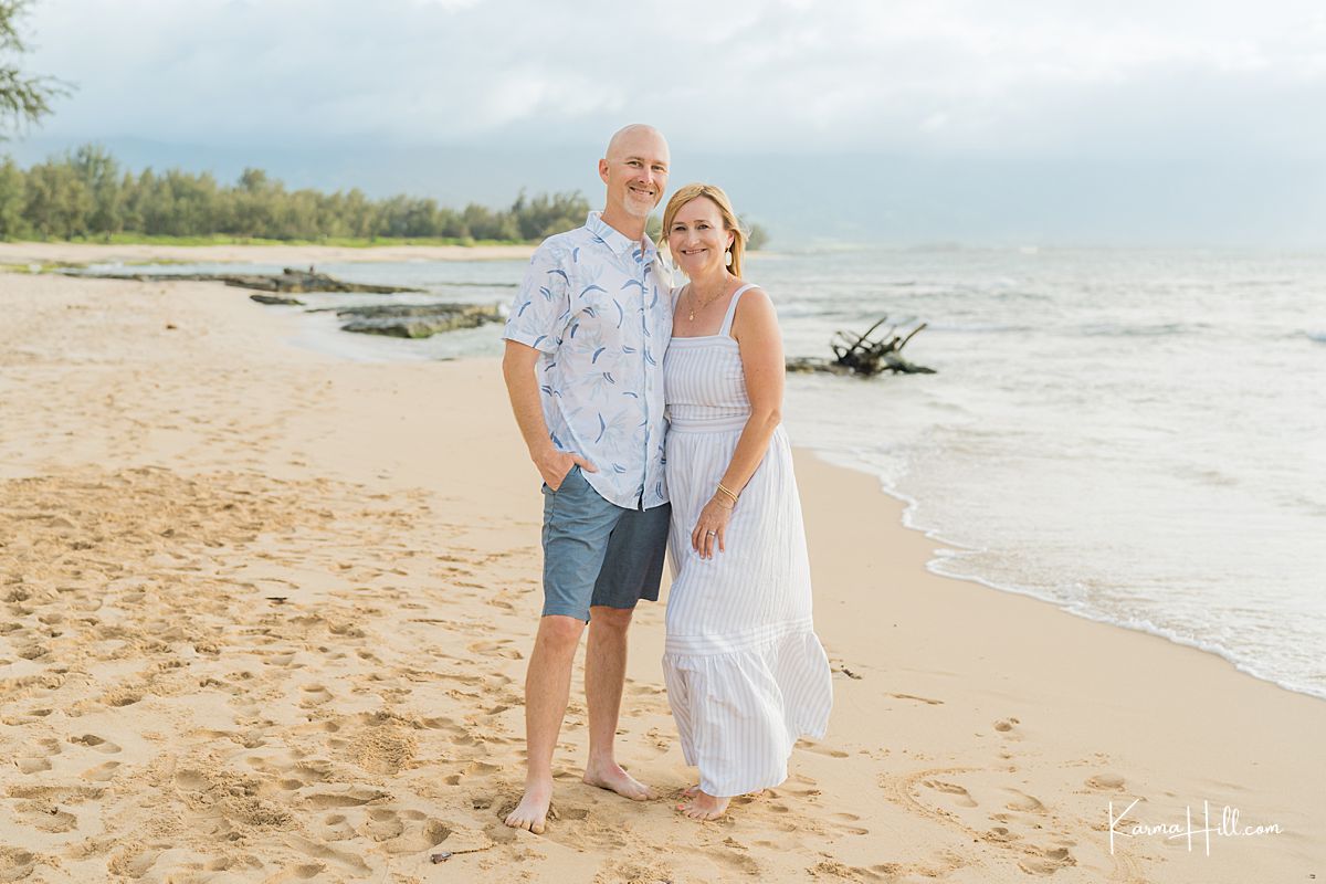 beautiful couples portrait in Oahu, Hawaii