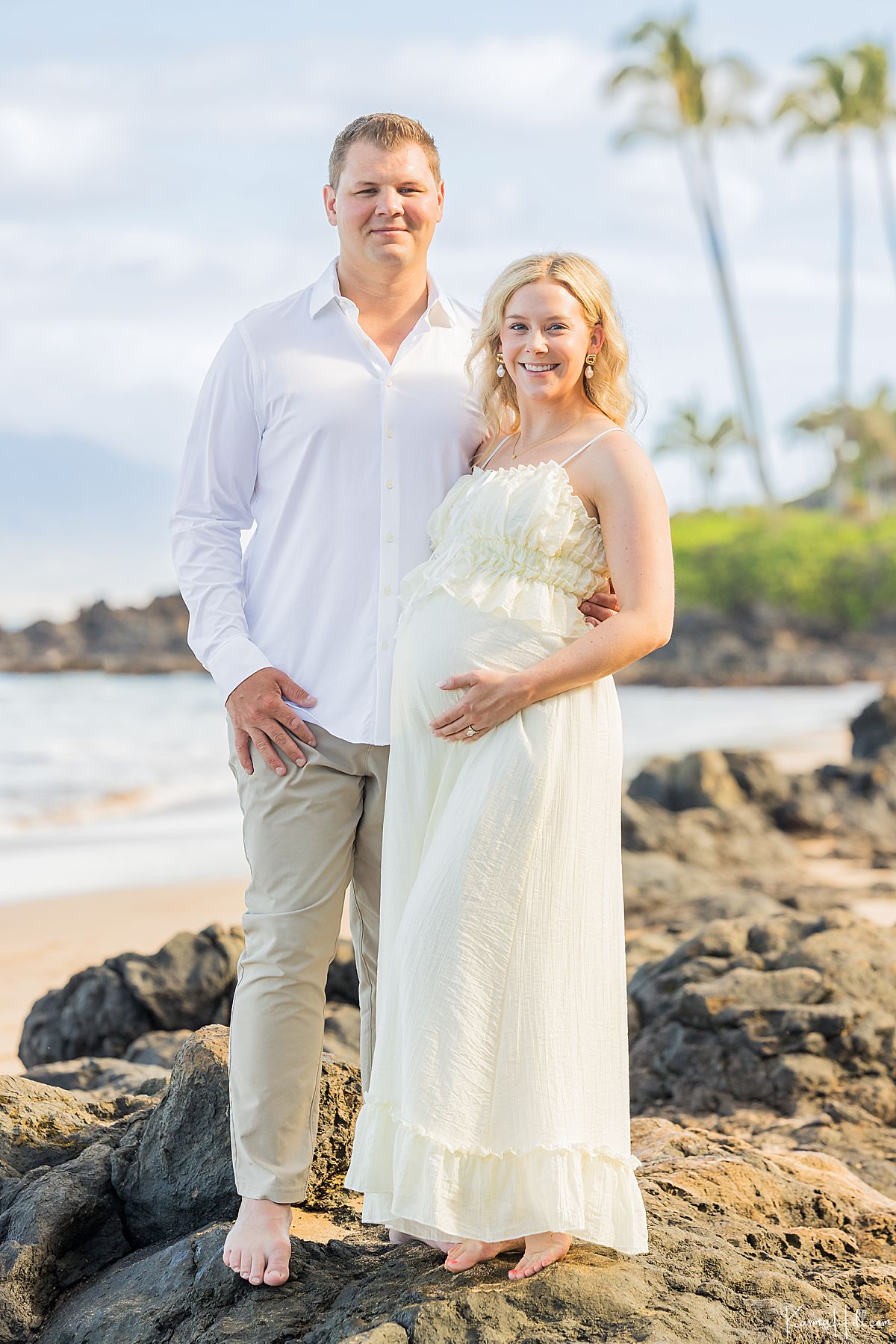 maui maternity portrait 