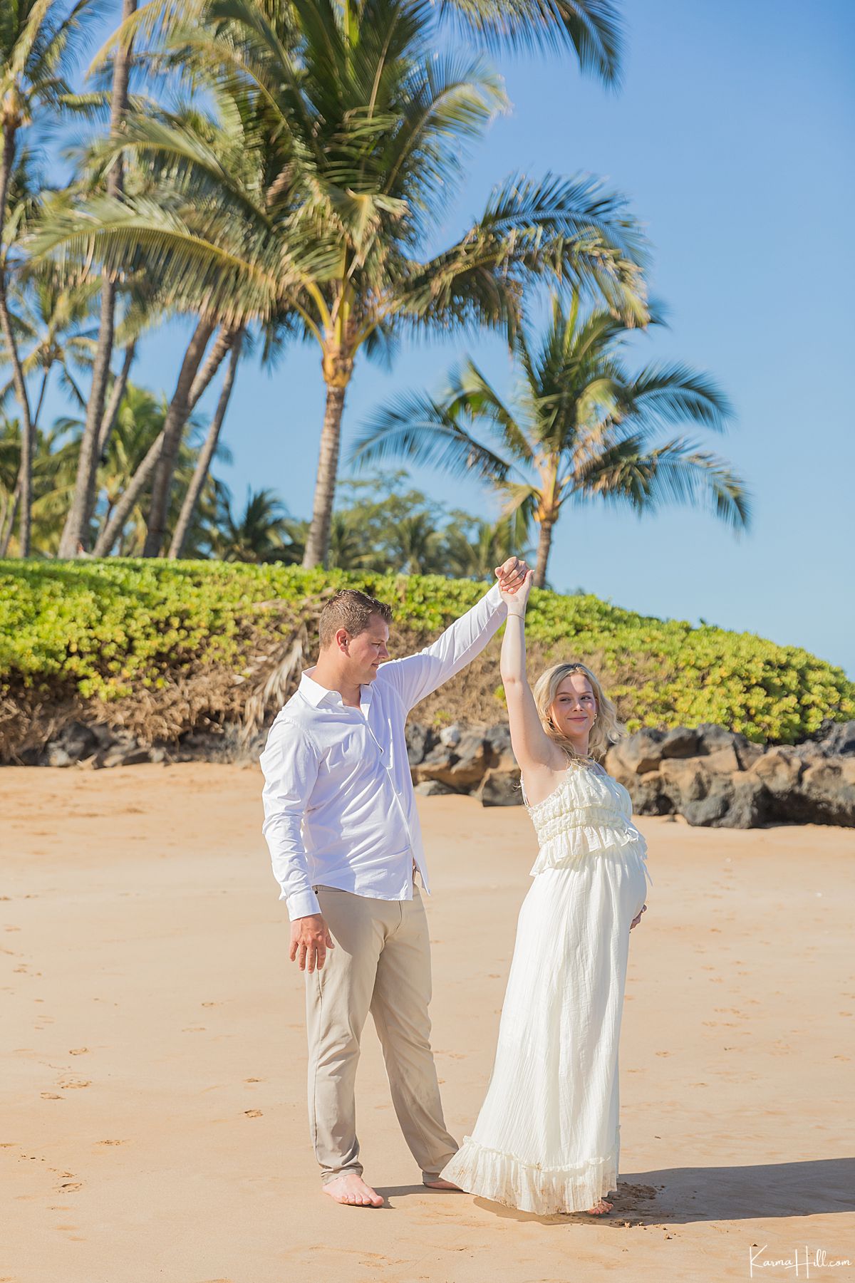 maui maternity portrait 