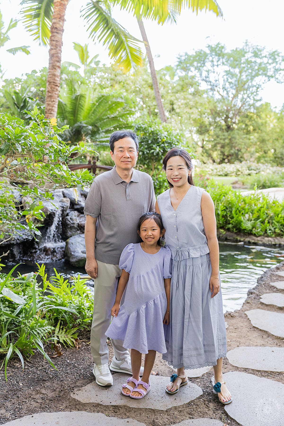 OAHU FAMILY PORTRAIT